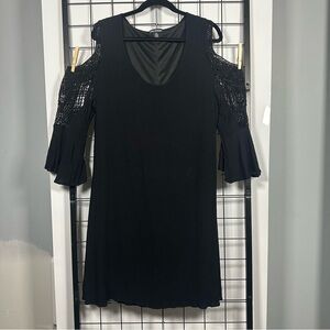 Nina Leonard Black Crochet Cold-Shoulder Swing Dress w/ Lettuce Hems Women's XL
